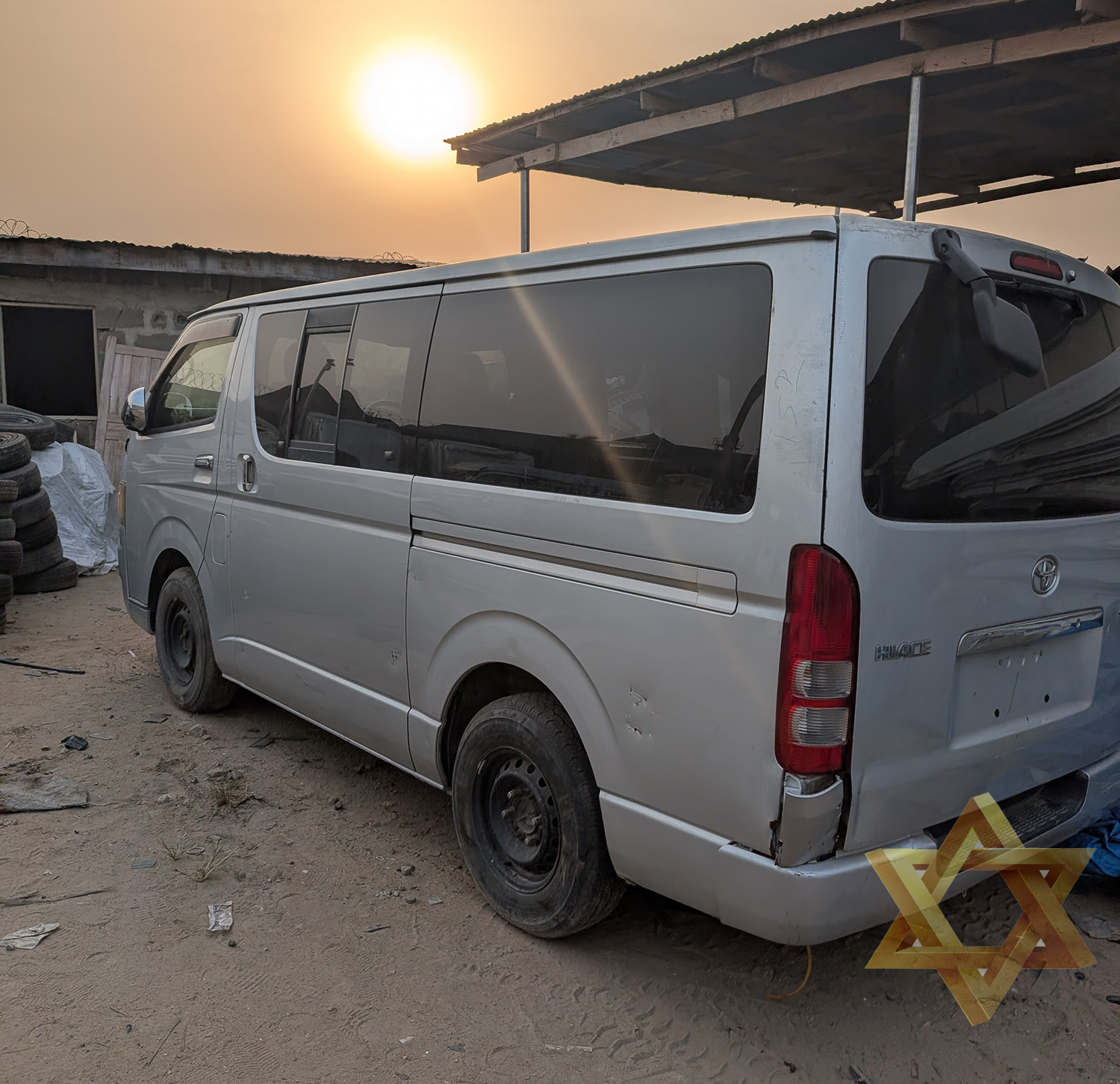 Toyota Hiace Super GL - Image 2